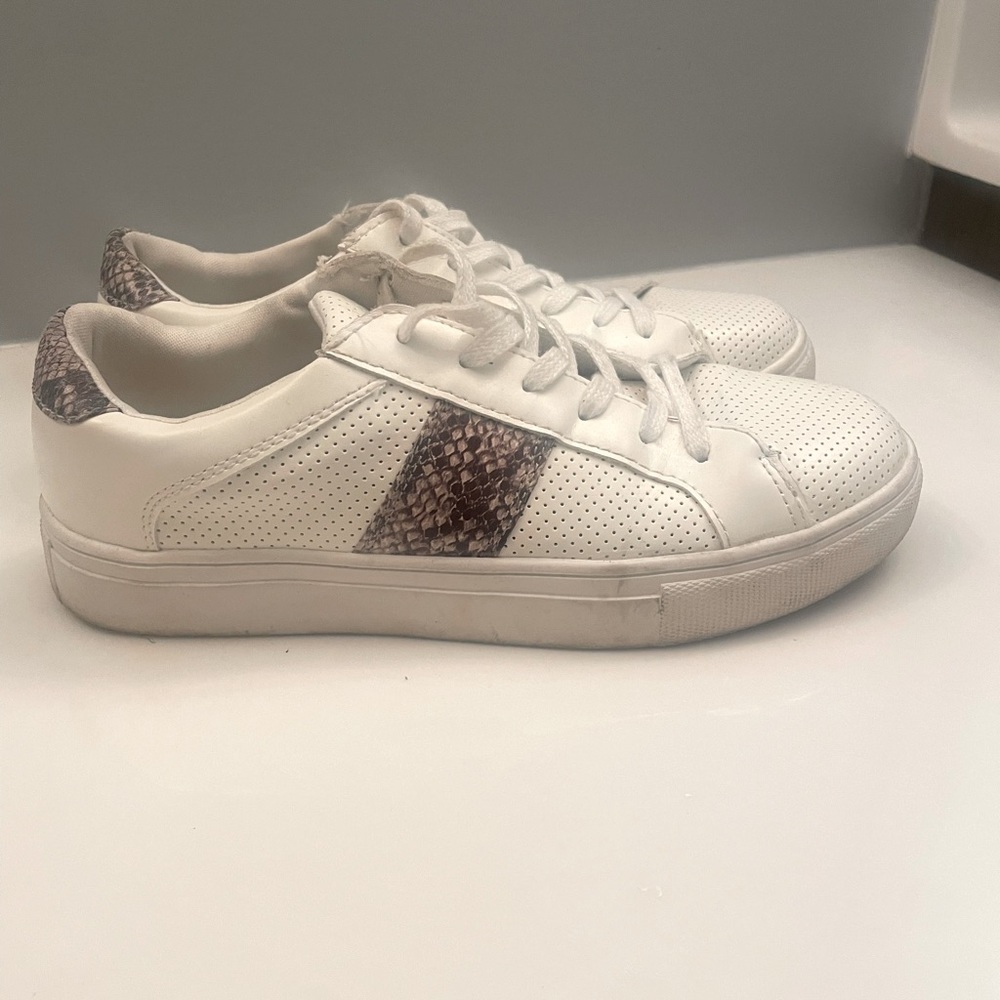 Women’s Shoes